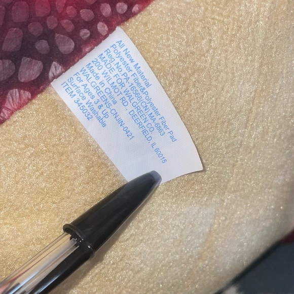 Hug Me DRAGON Walgreens Exclusive Roaring-Eyes Light Up “20 plush stuff animal - Picture 8 of 10